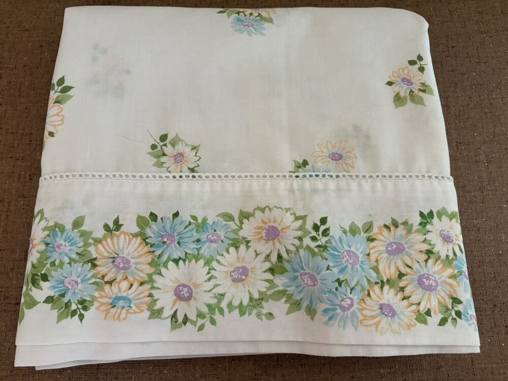 Vintage Springs Double Full Flat Bed Sheet Floral Lace Trim 50/50 Pequot USA